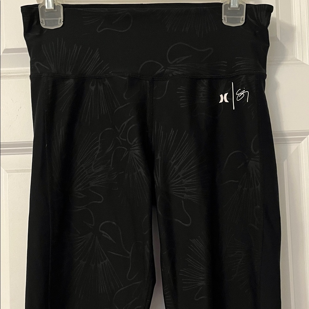 NWOT💮Hurley Hybrid Black Leggings Quick Dry Medium🌼Phantom